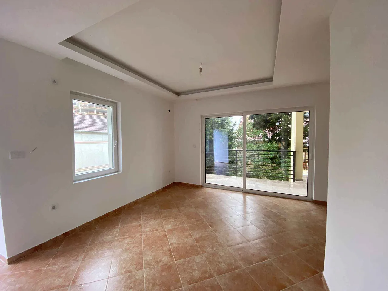 Apartments mit zwei Schlafzimmern in einem ruhigen Teil von Tivat